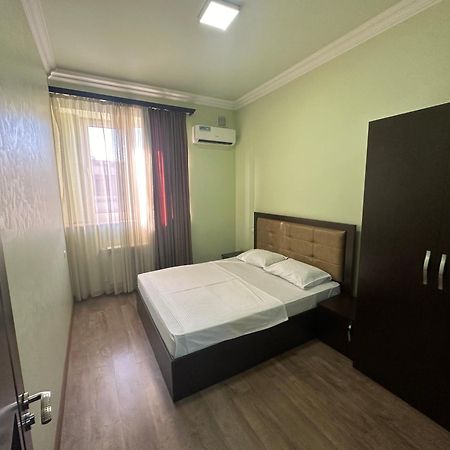 Express Hotel Yerevan Exterior photo